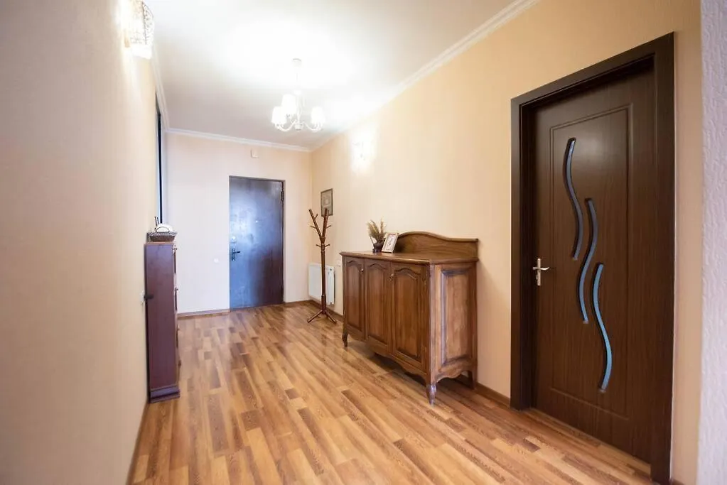 Gg Home - 1-Bedroom Apartment In Saburtalo Near Metro 트빌리시 조지아