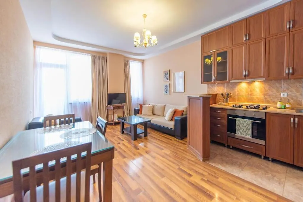 Gg Home - 1-Bedroom Apartment In Saburtalo Near Metro 트빌리시 0*,