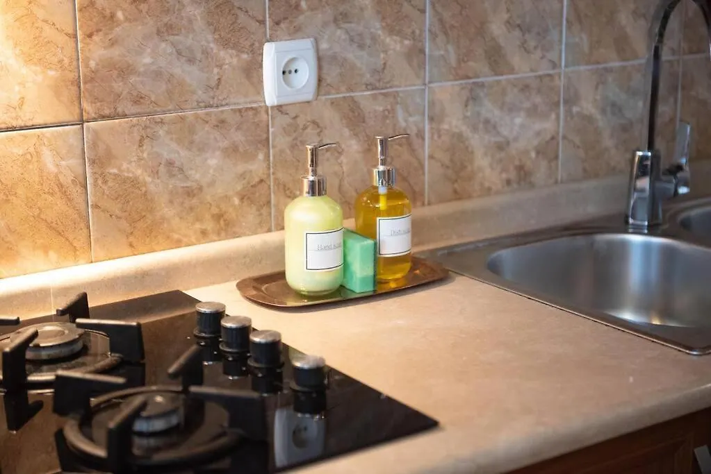 Gg Home - 1-Bedroom Apartment In Saburtalo Near Metro 트빌리시 0*,